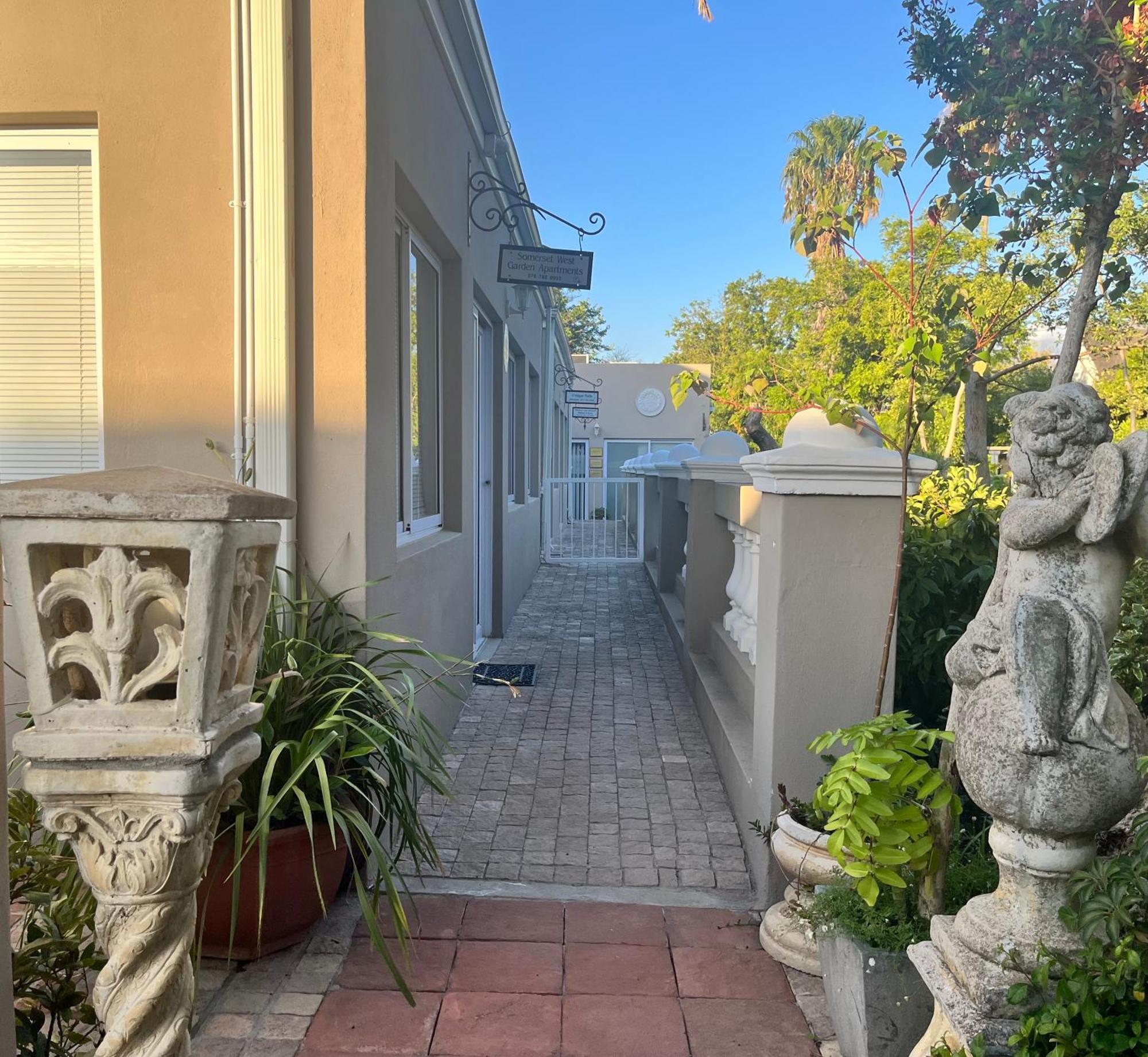 Somerset West Garden Apartments 2 Exterior foto